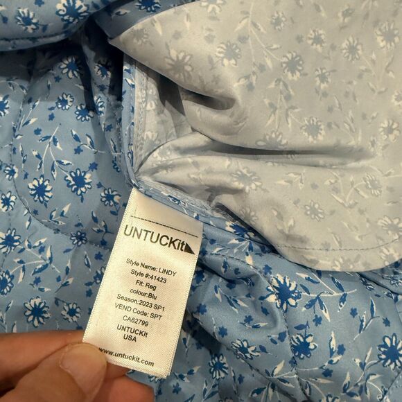 NWT UNTUCKit Lindy Quilted Jacket Blue Floral Sz M Belted Lightweight Cottagecor - Picture 12 of 15